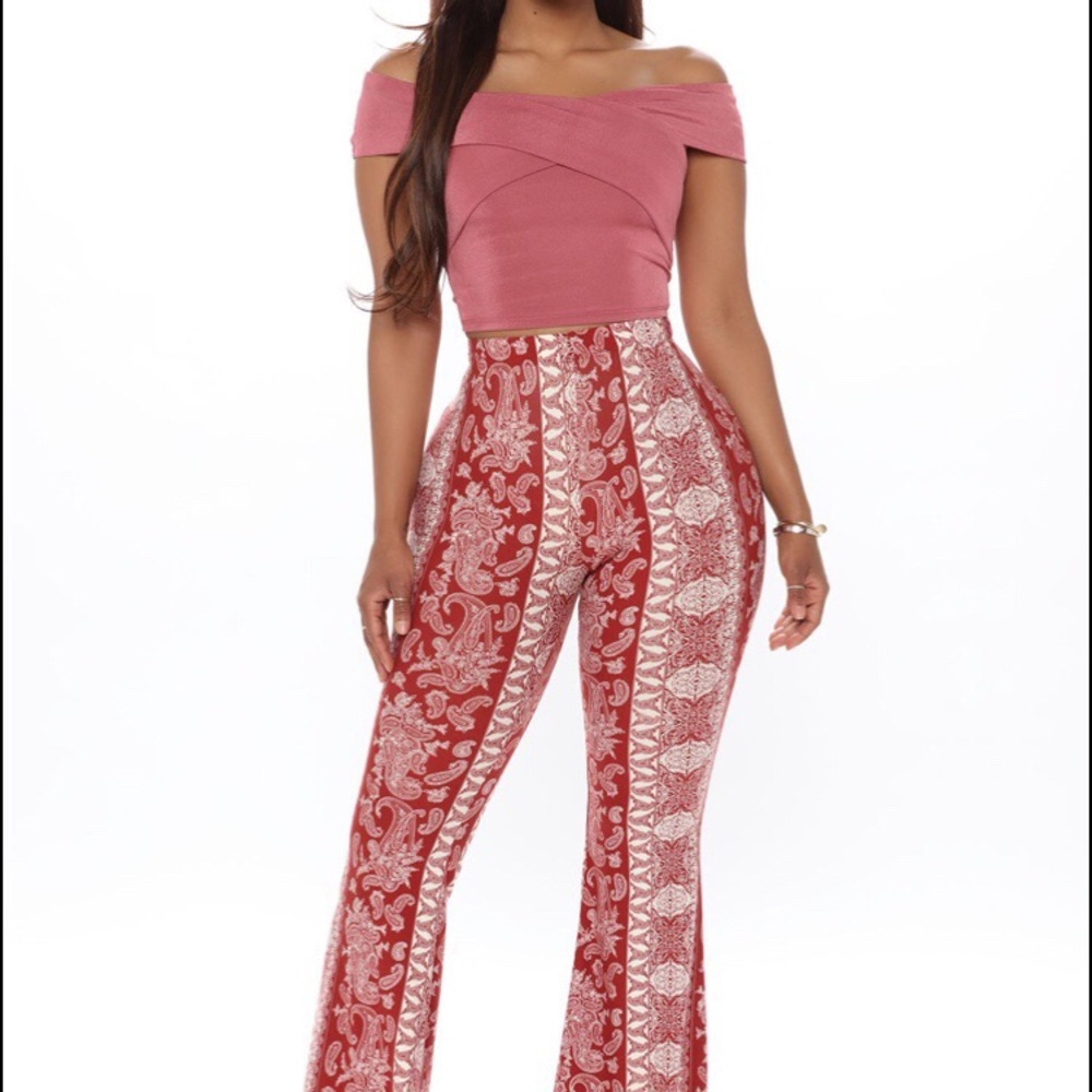 🦋FASHION NOVA MAUVE OFF THE SHOULDER CROP TOP🦋